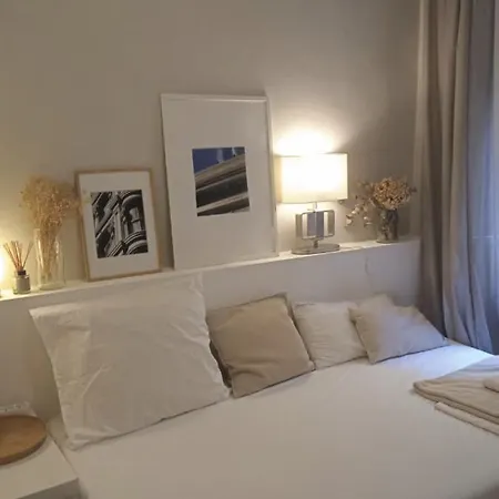 בית הארחה Cozy Quiet In The Heart Of *
